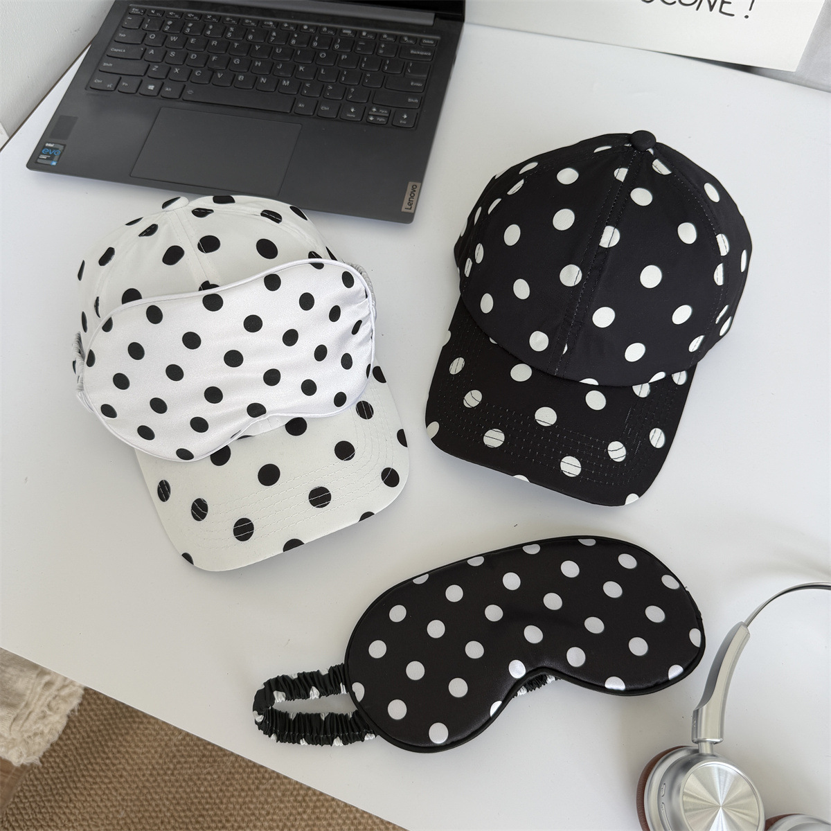 Polka Dot Baseball Cap & Eye M - Travel Accessories Kit For Women recension och pris